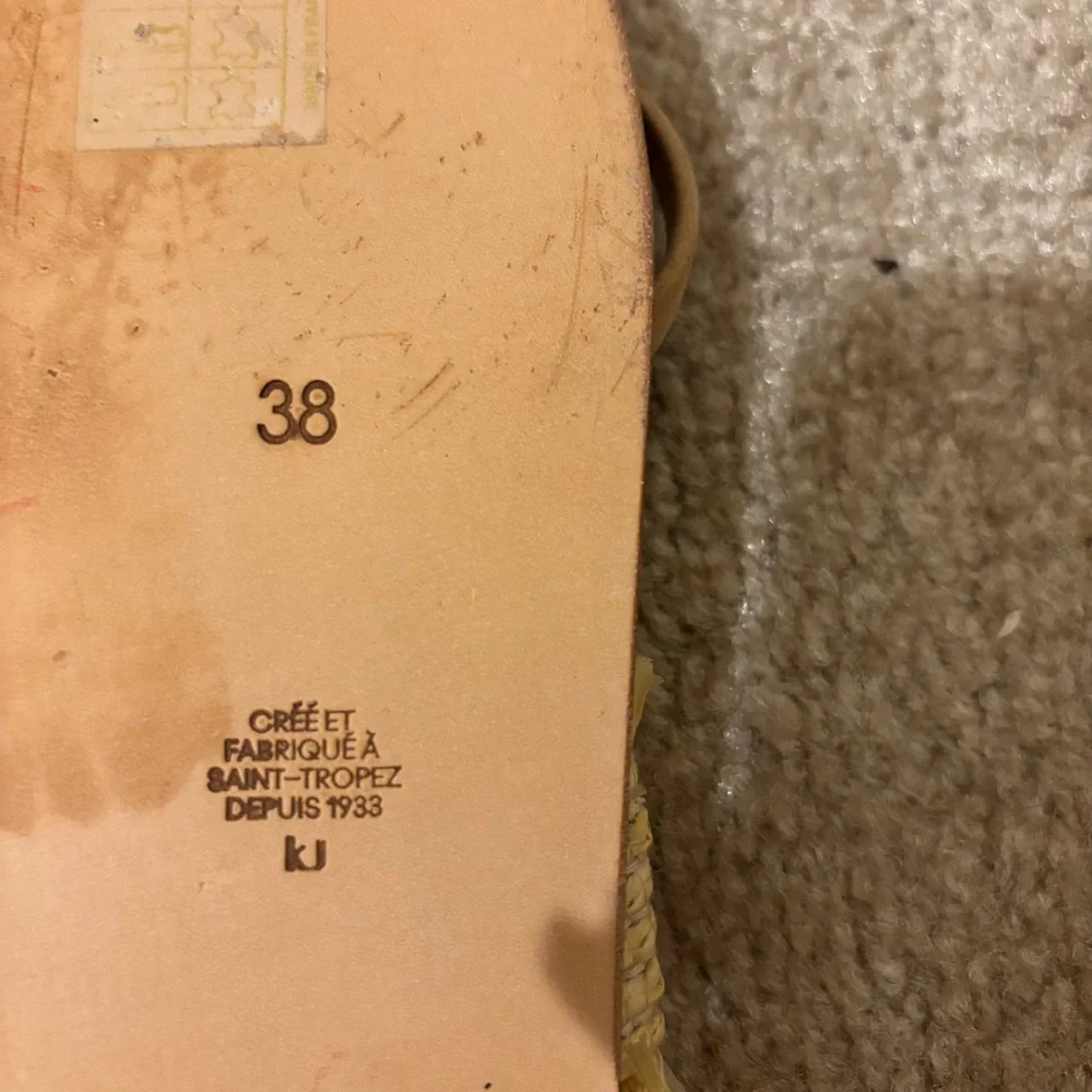 K.Jacques Natural Raffia Telia Sandals Size 38 EUC - Picture 4 of 6